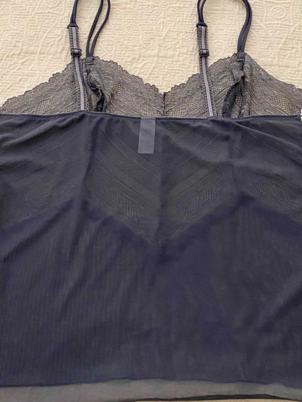 Wacoal Gray and Lace Camisole, Chemise, Lingerie. Poly-spandex. XL - Picture 6 of 10